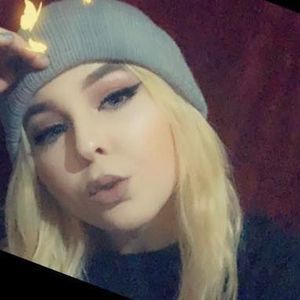 Meet your Posher, Nikala